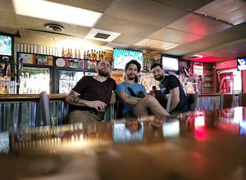 ohio/central-ohio/bar/bob-s-bar