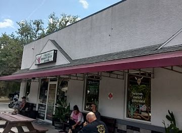 florida/nature-coast/bar/skipper-s-whiskey-river-saloon