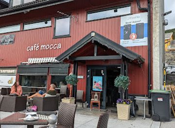 norway/geilo/bar/cafe-mocca-as