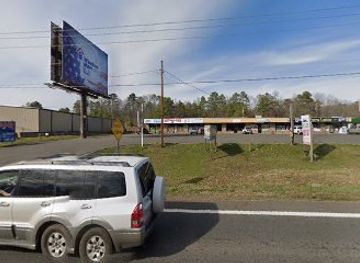 arkansas/lake-ouachita/bar/water-n-hole