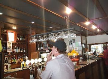 new-zealand/kaikoura/bar/the-whaler-bar-and-restaurant