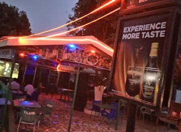 ghana/afife/bar/blue-skies-pub