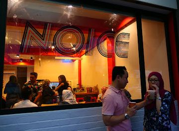 brunei/bandar-seri-begawan/kiulap/bar/noice-kiulap