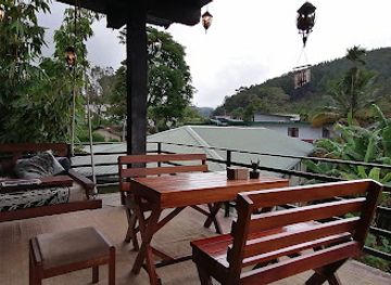 sri-lanka/uva-province/bar/cafe-one-love