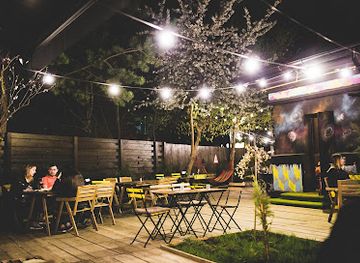 romania/bacau/bar/snobbish-burger