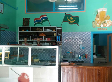 the-gambia/banjul/bar/crown-restaurant