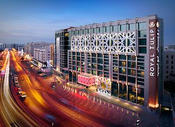 oman/rub-al-khali-desert/bar/royal-tulip-muscat