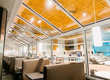 michigan/isle-royale-national-park/bar/the-lake-and-spruce-restaurant