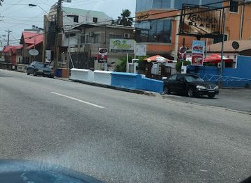 trinidad-and-tobago/port-of-spain/downtown-port-of-spain/bar/palms-sports-bar-lounge