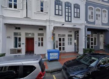 singapore/chinatown/tanjong-pagar/bar/s-pinoy-pub-wine-bar