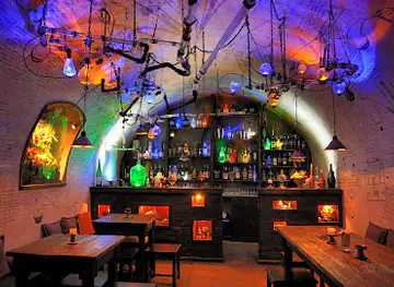 Kellyxír - alchemical pub / Alchemical Lab Pub