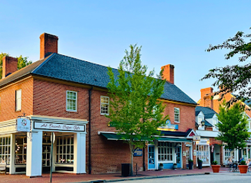 virginia/historic-triangle/bar/fife-and-drum-inn