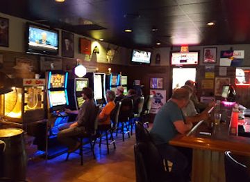 illinois/western-illinois/bar/western-tap