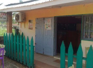 gabon/woleu-ntem-province/bar/adzabelon