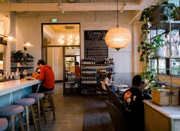 california/santa-monica/bar/esters-wine-shop-bar