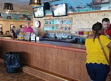 maryland/janes-island-state-park/bar/the-crab-place