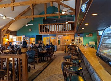 michigan/copper-harbor/bar/the-mariner-north-restaraunt