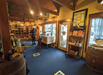 indiana/brown-county-state-park/bar/country-heritage-winery-nashville