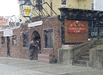 massachusetts/central-massachusetts/bar/the-cosmopolitan-club