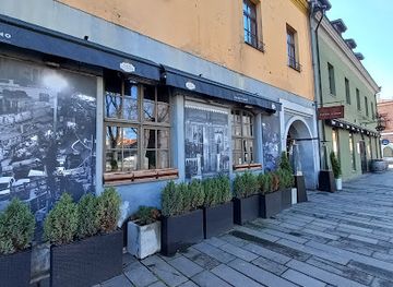 lithuania/kaunas/old-town-senamiestis/bar/piano-piano