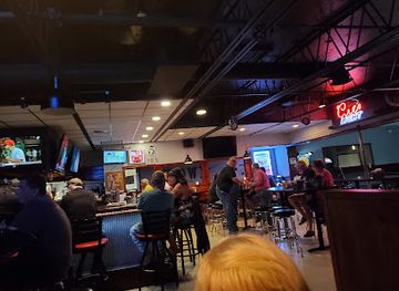 indiana/versailles-state-park/bar/po-s-pub-grill-at-pollards-bowl