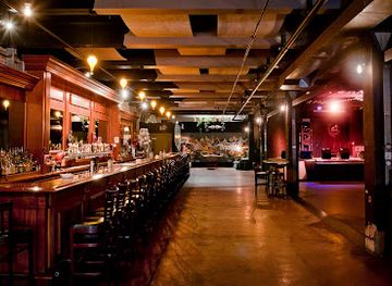 new-mexico/albuquerque/bar/sister