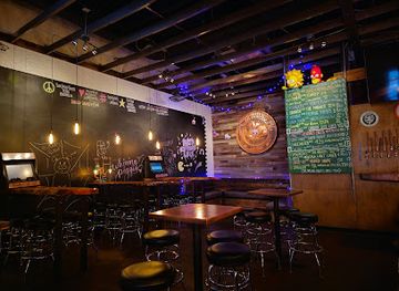 arizona/phoenix/bar/the-whining-pig-downtown