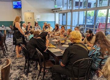 australia/northern-queensland/bar/tom-s-tavern