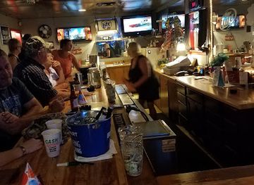 tennessee/west-tennessee/bar/three-oaks-bar