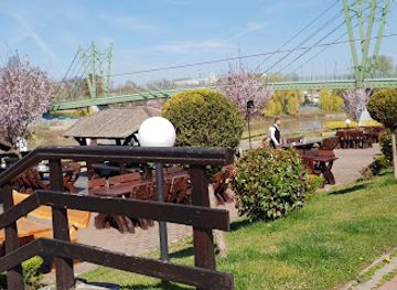 romania/arad/bar/irish-garden