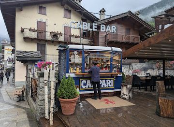 italy/courmayeur/bar/cable-bar