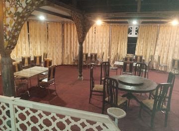 pakistan/baltistan/bar/brusho-basa-hotel-bbh