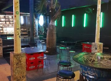 indonesia/yogyakarta/prawirotaman/bar/boogie-down-bar