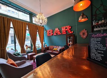 portugal/porto/bar/bar-of-soap-porto