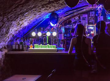 france/provence/bar/sunset-cafe