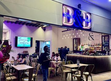 singapore/punggol/bar/booze-bitez