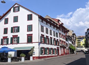 switzerland/basel/kleinbasel/bar/white-horse-bar