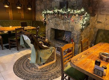 cyprus/troodos-mountains/bar/makris-restaurant