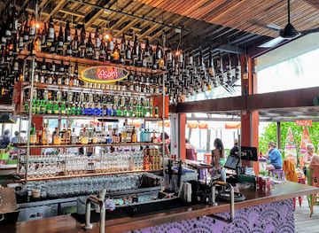 singapore/sentosa/bar/bikini-bar