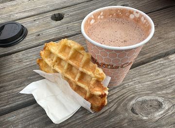 massachusetts/wachusett-mountain-ski-area/bar/waffle-cabin