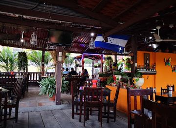 honduras/copan-region/bar/los-asados-copan