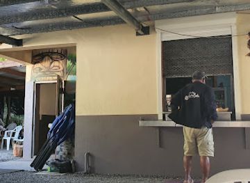 new-caledonia/yate/bar/nakamal-le-flamboyant