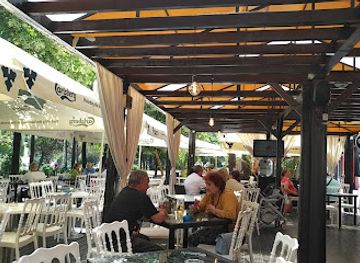 romania/drobeta-turnu-severin/bar/queen-s-cafe-lounge