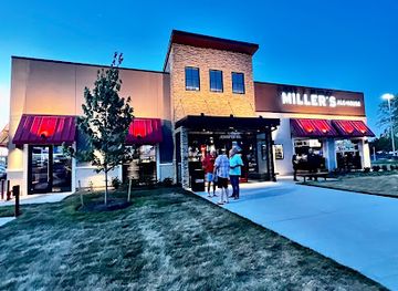 maryland/sandy-point-state-park/bar/miller-s-ale-house