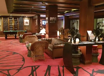 thailand/chao-phraya-river-basin/bar/elephant-bar