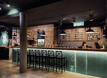 poland/lodz/bar/jabeerwocky-craft-beer-pub