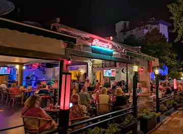 Oscars Bar