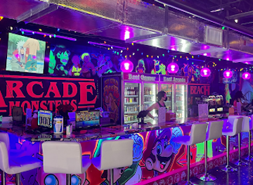 florida/sarasota/lido-key/bar/arcade-monsters-lido-beach