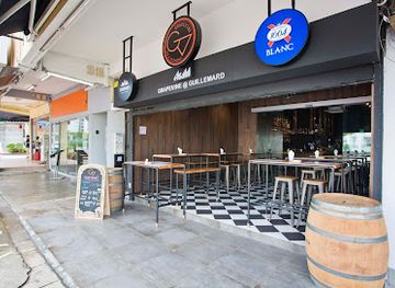singapore/geylang/bar/grapevine-guillemard-pte-ltd