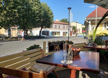 estonia/haapsalu/bar/karme-kuulik